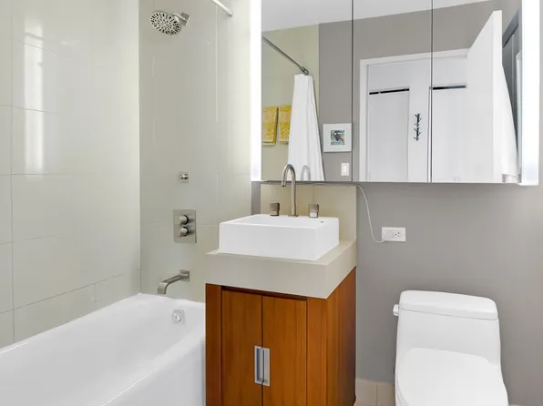 450 West 17th Street image 5 of 5