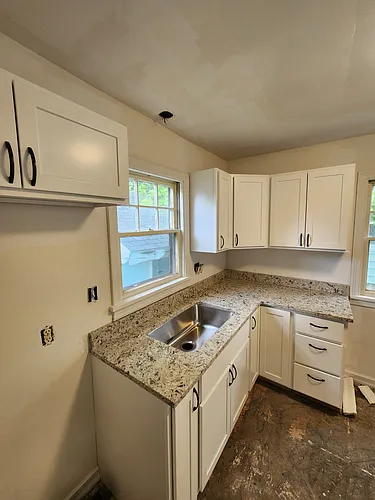 204 Desmond Rd Photo 1