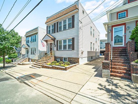 96 Arlington Blvd, North Arlington, NJ 07031