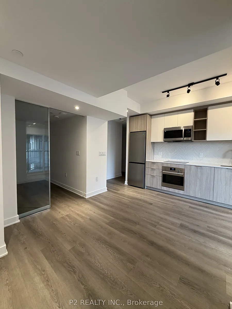 Building Photo - 36 Zorra St #205
