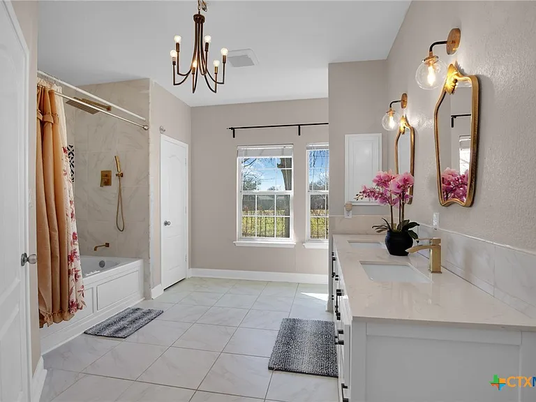 203 Bella Vista Cir — Photo 20