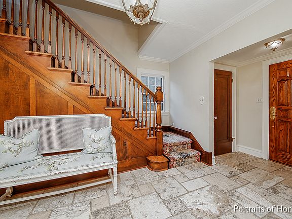 3rd image of 249 Exmoor Ave