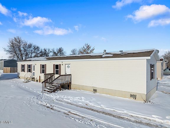 3rd image of 3617 20th Ave W