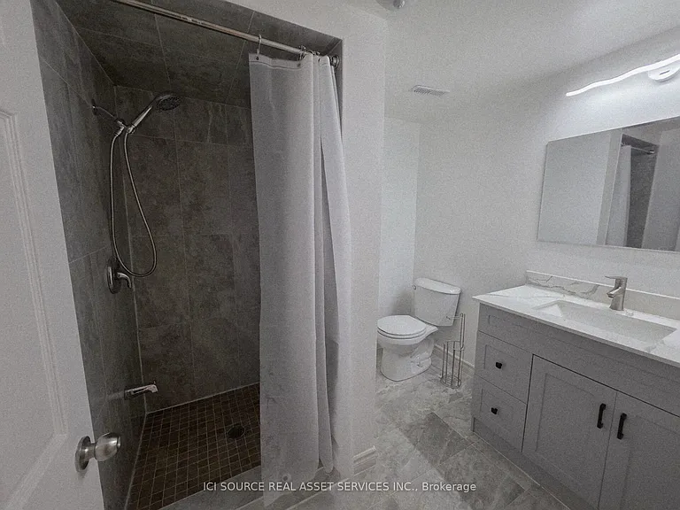 1324 Odessa Cres #BASEMENT — Photo 6