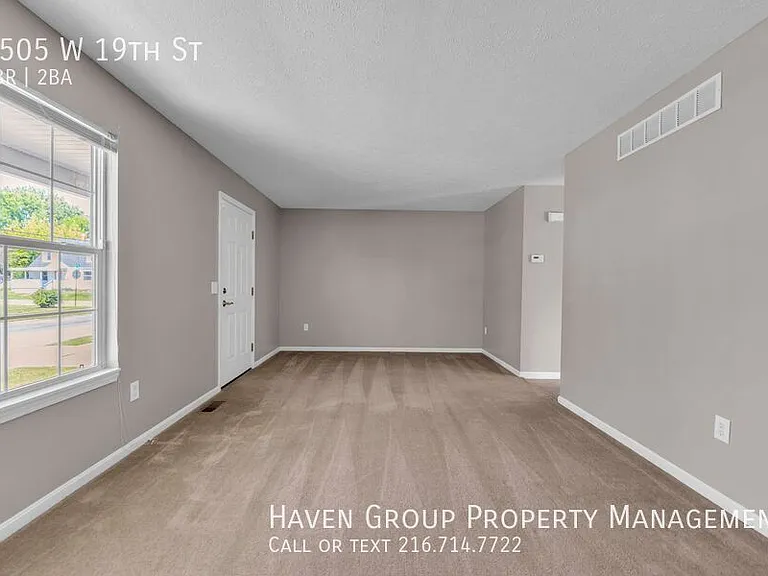 1505 W 19th St — Photo 4