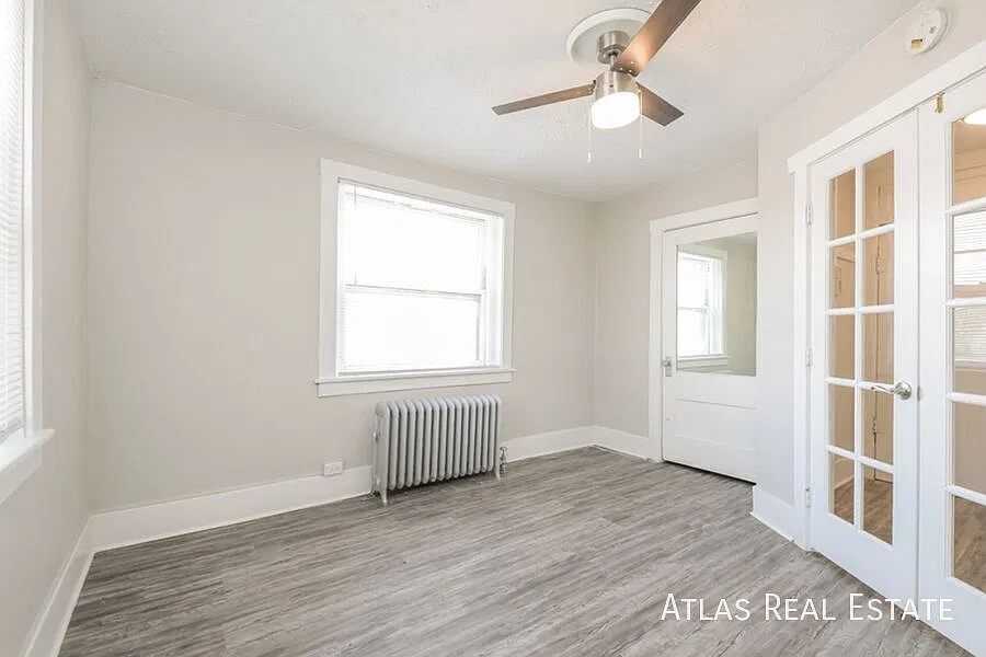 970 N Pearl Street — Photo 2