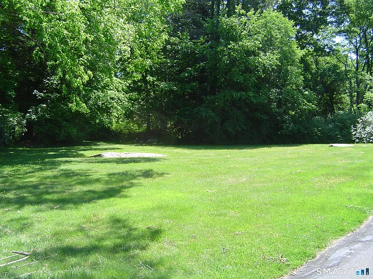 815 E Main St — Photo 38