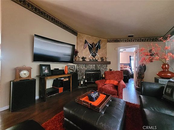 3rd image of 11401 Topanga Canyon Blvd Space 46