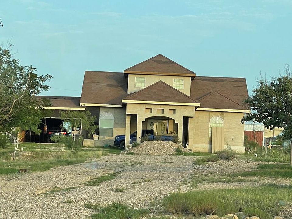 1st image of 132 Pleasant Dr