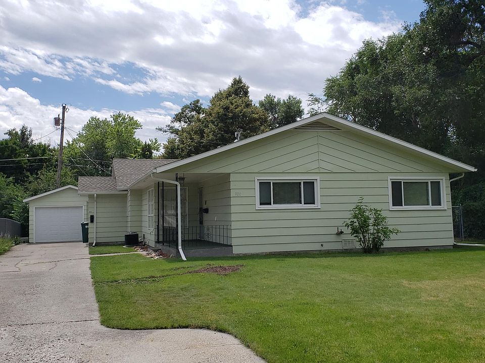 1st image of 920 Burlington Ave #House