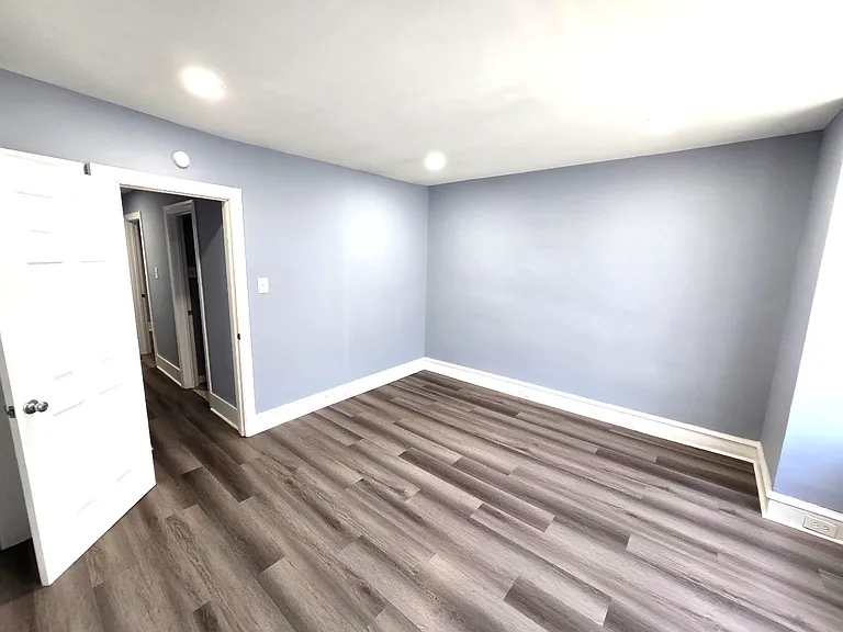 6542 Regent St — Photo 31