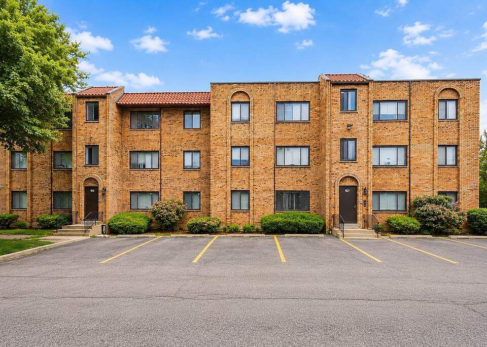 1st image of 224 E Rimini Ct Unit 2A