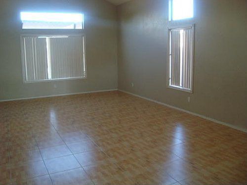 3rd image of 10772 W Via Del Sol
