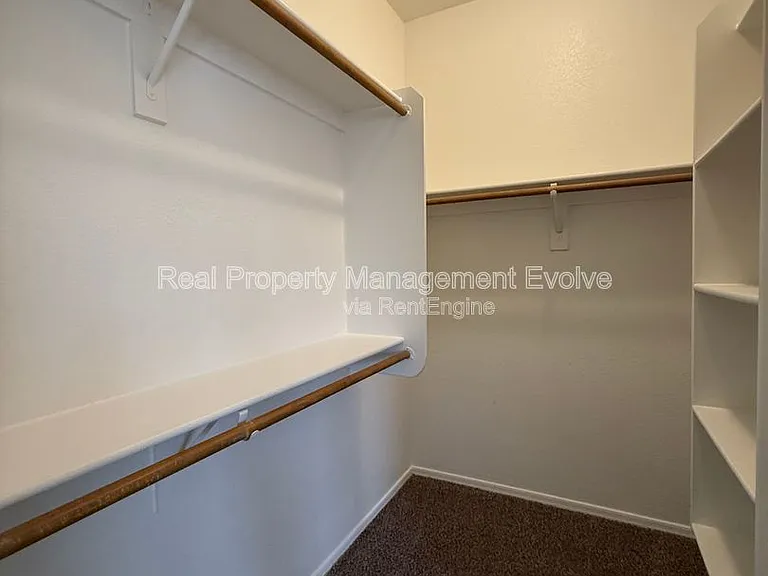 11913 W Jackson St — Photo 21
