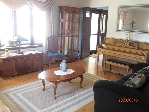 5th image of 9307 Wildwood Dr