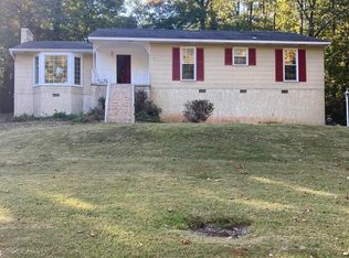 211 Primrose Path, Sylacauga, AL 35150