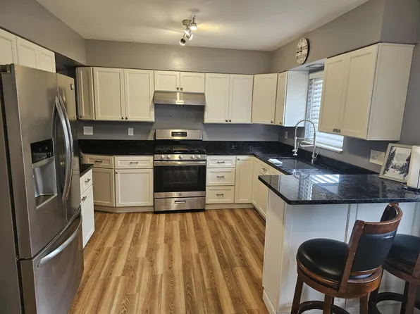 303 Birchwood Dr, Fort Wright, KY 41011