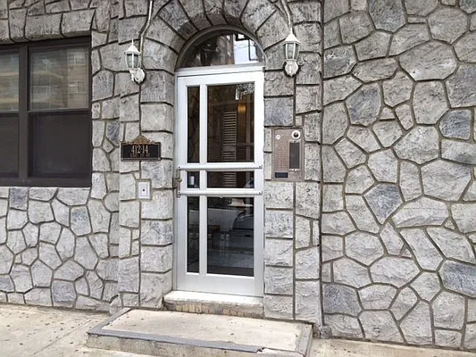 Sold by Ready Group | media 23