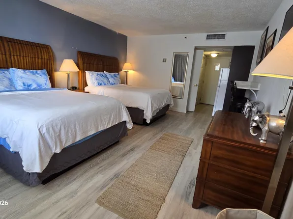 19201 Collins Avenue #105, Sunny Isles Beach, FL 33160