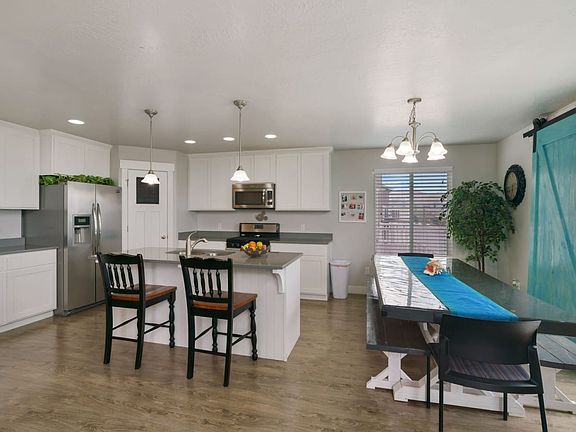 2nd image of 4948 W Yellow Topaz Dr