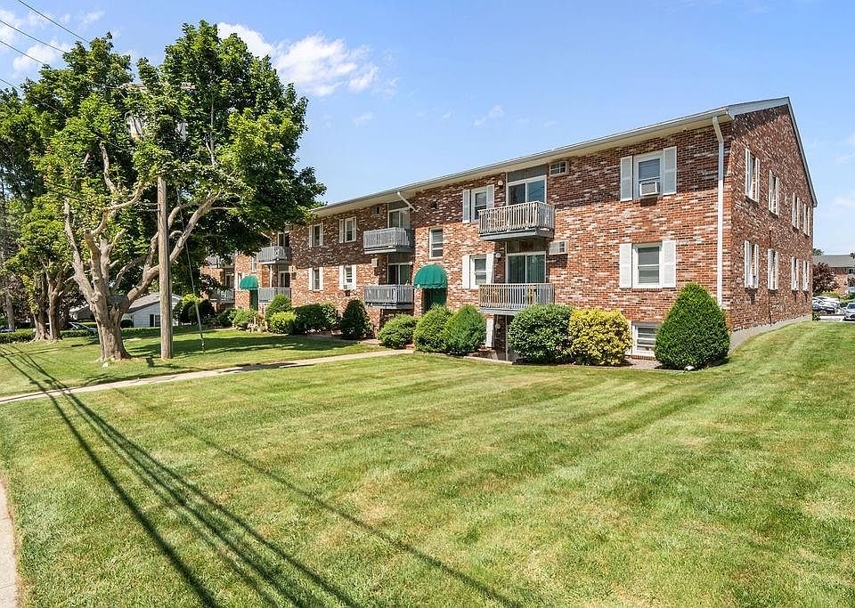 1st image of 200 Manville Hill Rd #B30