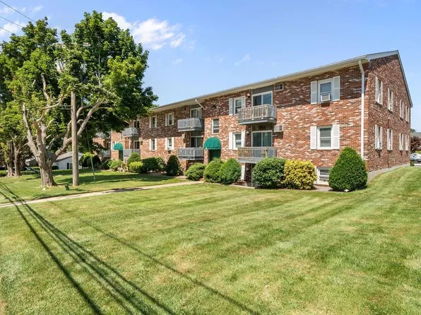 200 Manville Hill Rd #B30, Cumberland, RI 02864