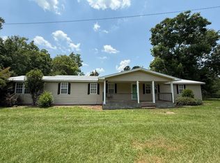 334 Sharpespur Rd, Ailey, GA 30410