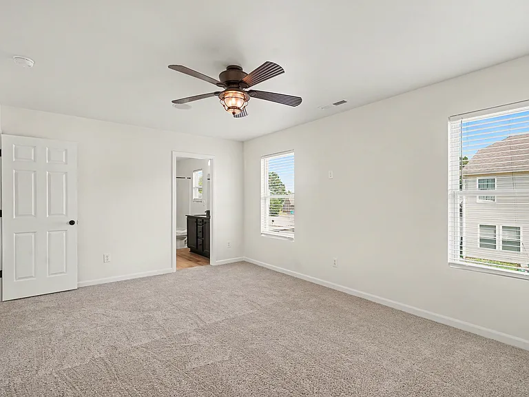 201 Buckboard Ln — Photo 14