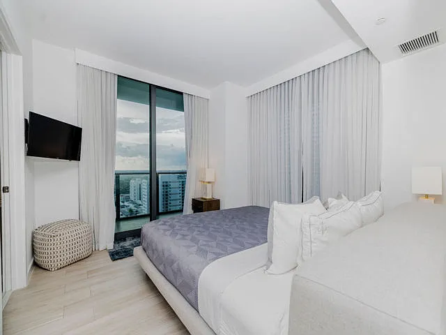 1300 S Miami Ave #2210 — Photo 16