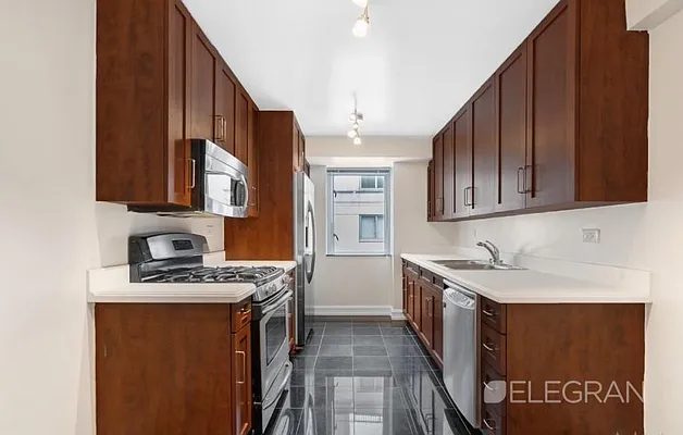 Rented by (Legacy) Elegran | media 14