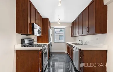 Rented by (Legacy) Elegran