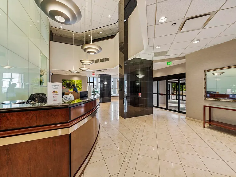 7000 Boulevard East #36F — Photo 11