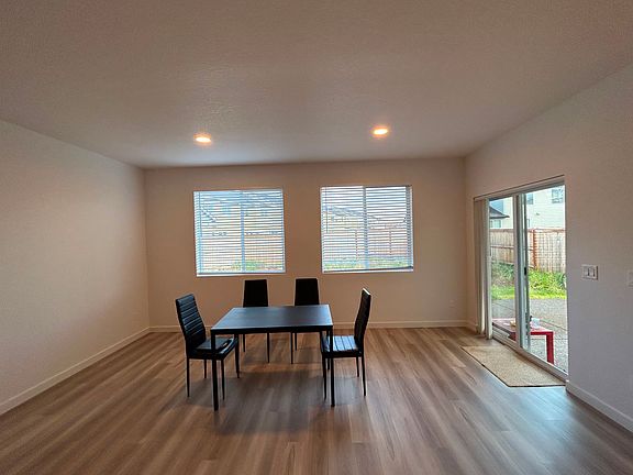4th image of 1662 S Quartz Dr