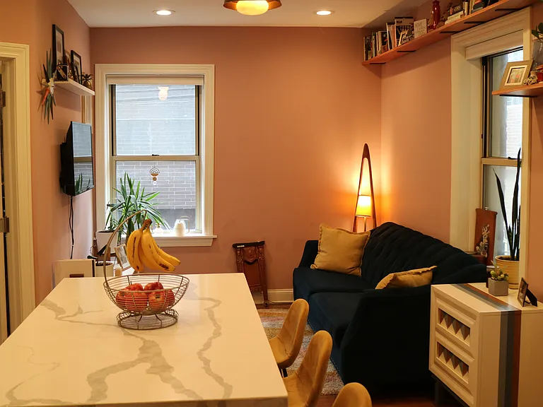 2013 N Leavitt St #1 — Photo 1