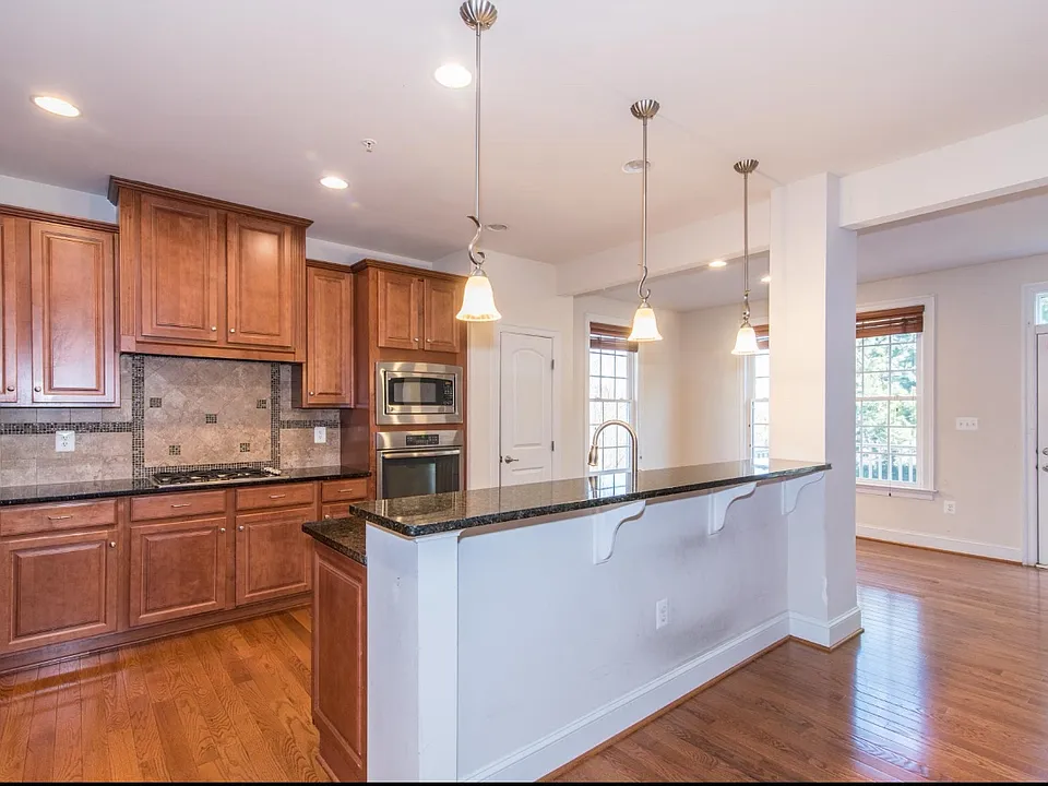 4935 Collingtons Bounty Dr