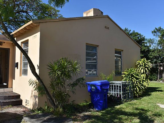 3rd image of 1753 & 1757 NW 46th St