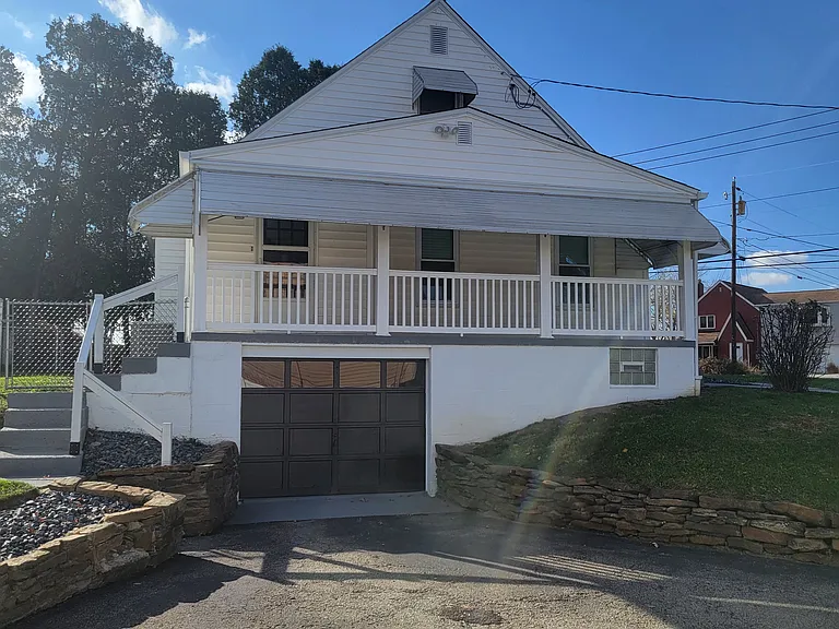 2261 Ridge Rd — Photo 45