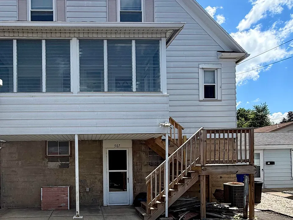 507 Northampton St #2