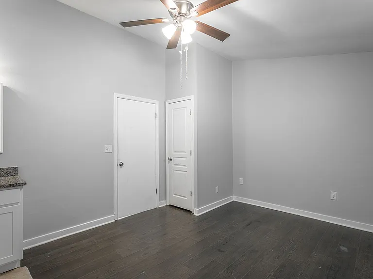 100 Creeks Bend Dr — Photo 13