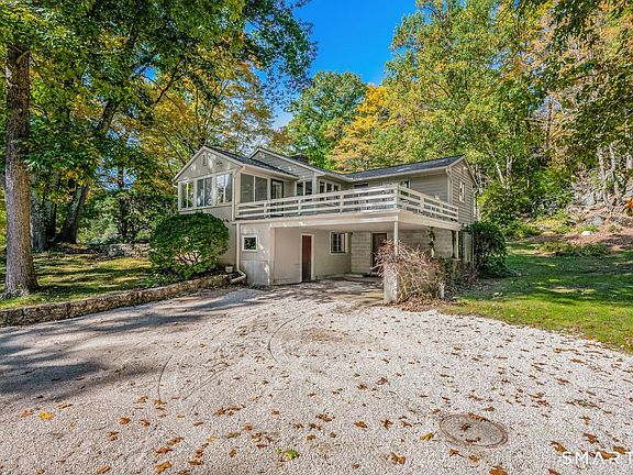4th image of 84 Turtleback Road