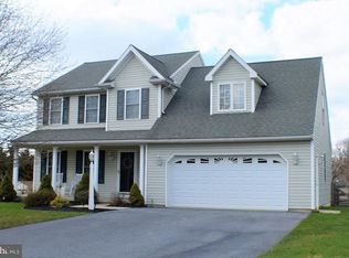 803 W 7th Ave, Parkesburg, PA 19365