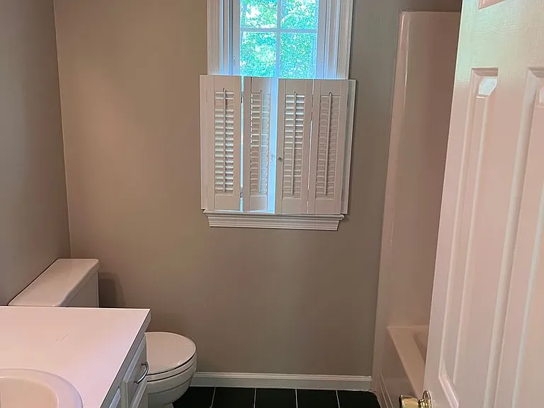 102 Harbin Ct — Photo 10