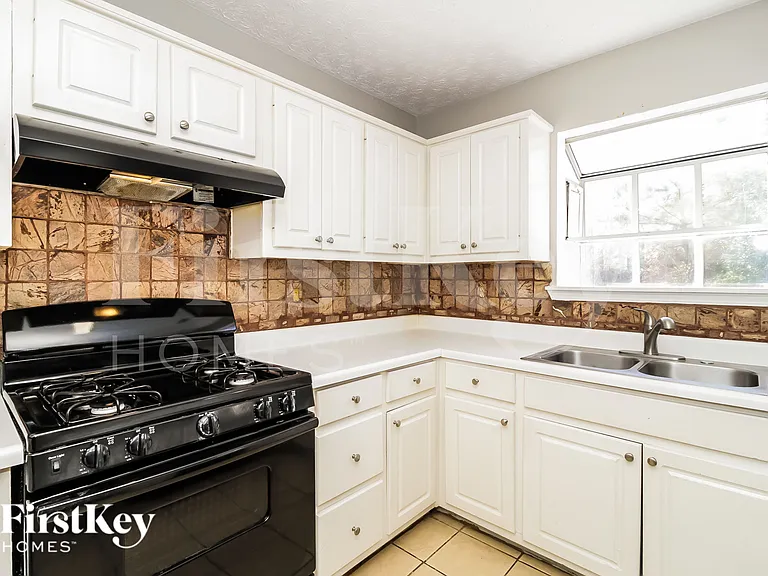 3560 Sweetgum Ln — Photo 6