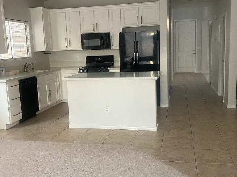 10855 Scotch Rose St — Photo 12