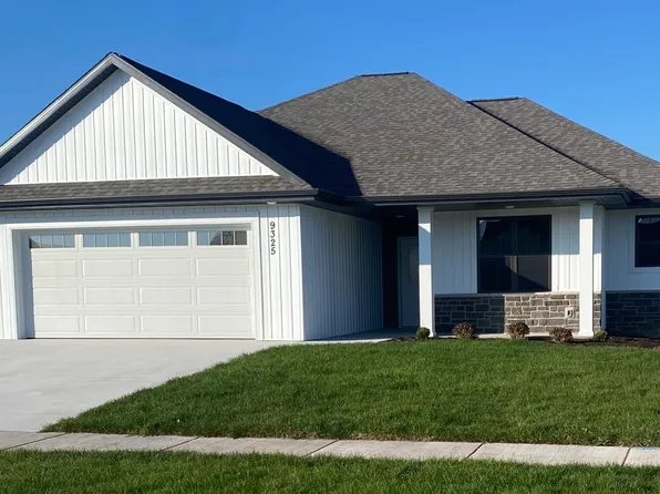 N9325 Gemstone Ct, Appleton, WI 54915