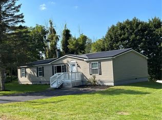 4655 S Creek Rd, Palmyra, NY 14522