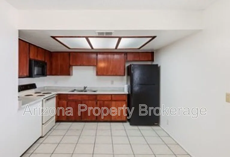 21632 N 23rd Ave #14 — Photo 5