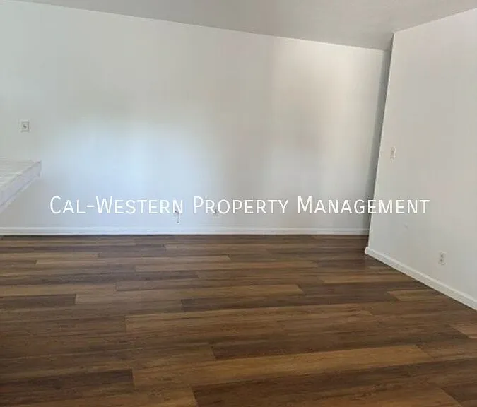 5707 Calmor Ave #4 — Photo 3