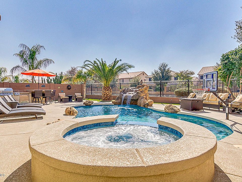 55Cowboy Cove