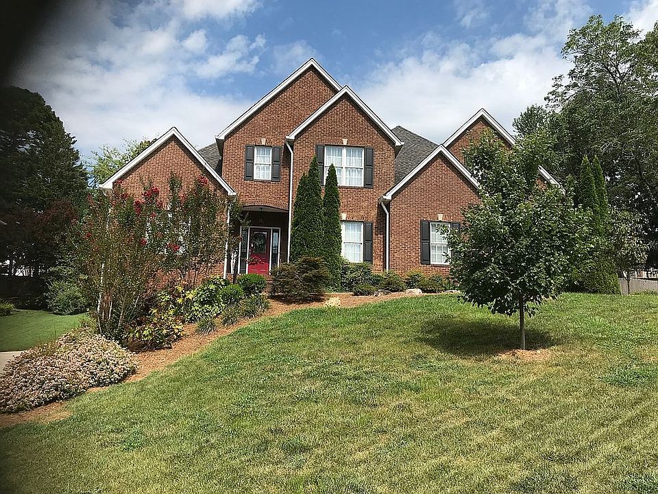 1st image of 3783 Oxford Pl NW